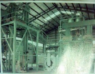 nha-may-02.jpg